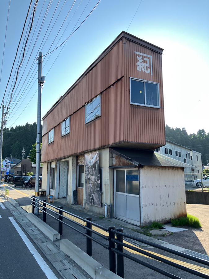 p16_1.jpg